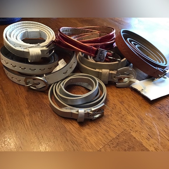 3/$15💐 6 Belt Lot - Picture 1 of 3